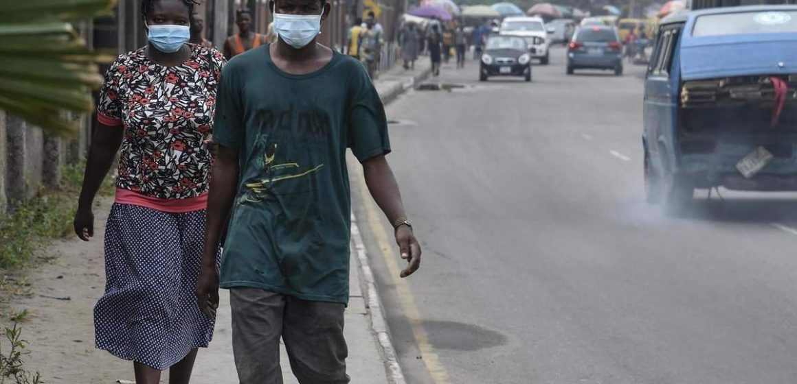 Coronavirus : Quand la maladie fait sourire les commerçants Coronavirus : Quand la maladie fait sourire les commerçants