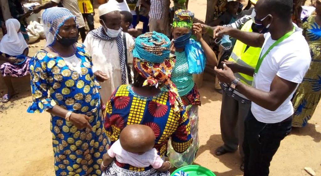 TOGO-OVID-19 : LA DIASPORA DU JAPON PRÊTE MAIN-FORTE AUX COUCHES VULNÉRABLES DE LA LOCALITÉ DE KPARATAO TOGO-OVID-19 : LA DIASPORA DU JAPON PRÊTE MAIN-FORTE AUX COUCHES VULNÉRABLES DE LA LOCALITÉ DE KPARATAO
