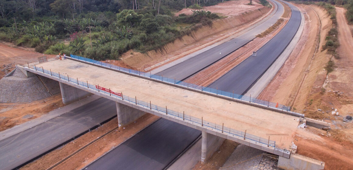 CAMEROUN : AUTOROUTE EDEA-KRIBI 92 KM A 512 MILLIARDS FCFA CAMEROUN : AUTOROUTE EDEA-KRIBI 92 KM A 512 MILLIARDS FCFA