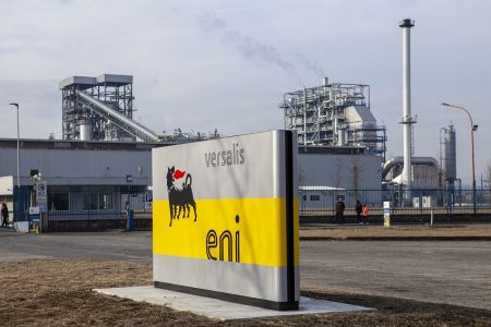 KENYA-HYDROCARBURES : KENYATTA S’ASSOCIE A L’ITALIEN ENI POUR LE DÉVELOPPEMENT DES BIOCARBURANTS KENYA-HYDROCARBURES : KENYATTA S’ASSOCIE A L’ITALIEN ENI POUR LE DÉVELOPPEMENT DES BIOCARBURANTS