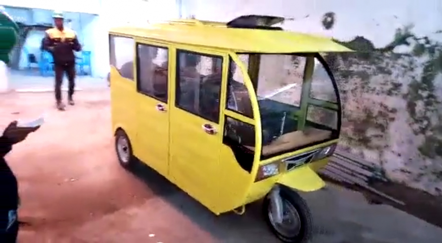 INDUSTRIE AUTOMOBILE : GASPARD MPONDO, LE CAMEROUNAIS QUI CONÇOIT DES VEHICULES SOLAIRES INDUSTRIE AUTOMOBILE : GASPARD MPONDO, LE CAMEROUNAIS QUI CONÇOIT DES VEHICULES SOLAIRES