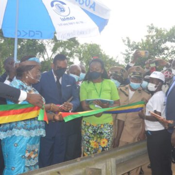 AFRIQUE – COOPÉRATION : LE CAMEROUN ET LE GABON RELIÉS PAR LA FIBRE OPTIQUE AFRIQUE – COOPÉRATION : LE CAMEROUN ET LE GABON RELIÉS PAR LA FIBRE OPTIQUE