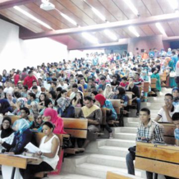 MAROC-UNIVERSITÉS : ENSEIGNEMENT DES MATIÈRES SCIENTIFIQUES LES ÉTUDIANTS DISENT NON AU FRANÇAIS MAROC-UNIVERSITÉS : ENSEIGNEMENT DES MATIÈRES SCIENTIFIQUES LES ÉTUDIANTS DISENT NON AU FRANÇAIS