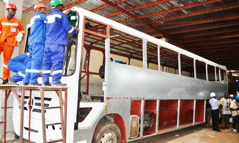 CAMEROUN-TRANSPORT URBAIN : L’ENTREPRISE SOTRABUS VA INVESTIR DANS LA FORMATION DE JEUNES INGÉNIEURS CAMEROUN-TRANSPORT URBAIN : L’ENTREPRISE SOTRABUS VA INVESTIR DANS LA FORMATION DE JEUNES INGÉNIEURS