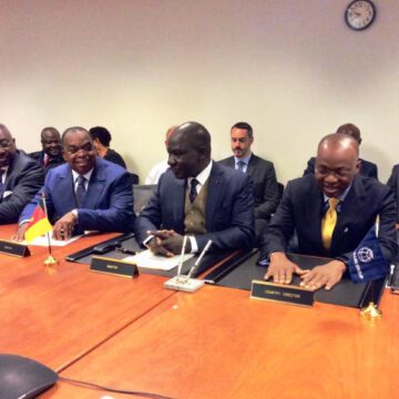 CAMEROUN-PROJETS DE DÉVELOPPEMENT: 236 MILLIARDS FCFA EMPRUNTÉS À LA BANQUE MONDIALE CAMEROUN-PROJETS DE DÉVELOPPEMENT: 236 MILLIARDS FCFA EMPRUNTÉS À LA BANQUE MONDIALE
