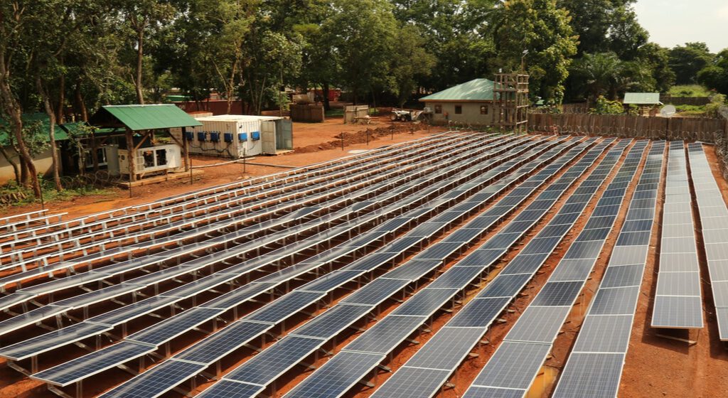 CAMEROUN-ELECTRICITÉ : BGFI VA FINANCER L’INSTALLATION DES CENTRALES SOLAIRES À MAROUA ET GUIDER