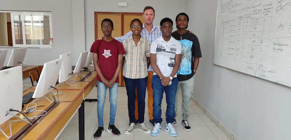 CAMEROUN-TECHNOLOGIE: JFN-IT FORMERA DESORMAIS AUX NORMES DE LA SILICON VALLEY CAMEROUN-TECHNOLOGIE: JFN-IT FORMERA DESORMAIS AUX NORMES DE LA SILICON VALLEY