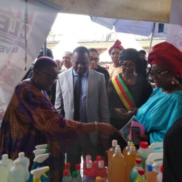 CAMEROUN-ENTREPRENEURIAT: PROMOTION DU MADE IN CAMEROON DANS L’ARRONDISSEMENT DE DOUALA 1ER CAMEROUN-ENTREPRENEURIAT: PROMOTION DU MADE IN CAMEROON DANS L’ARRONDISSEMENT DE DOUALA 1ER