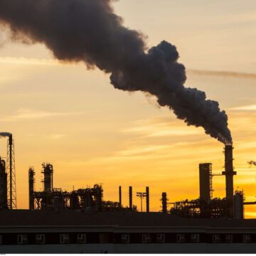 CAMEROUN – ENVIRONNEMENT : LE PAYS DEVRAIT QUADRUPLER SES ÉMISSIONS DE CARBONE D’ICI 2043, DU FAIT DES PRODUCTEURS DE CIMENTS ET HYDROCARBURES CAMEROUN – ENVIRONNEMENT : LE PAYS DEVRAIT QUADRUPLER SES ÉMISSIONS DE CARBONE D’ICI 2043, DU FAIT DES PRODUCTEURS DE CIMENTS ET HYDROCARBURES
