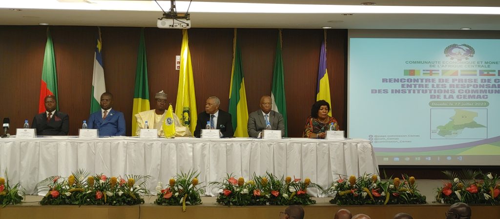 CEMAC : RENCONTRE ENTRE LE GOUVERNEMENT DE LA COMMISSION ET LES INSTITUTIONS SPÉCIALISÉES CEMAC : RENCONTRE ENTRE LE GOUVERNEMENT DE LA COMMISSION ET LES INSTITUTIONS SPÉCIALISÉES