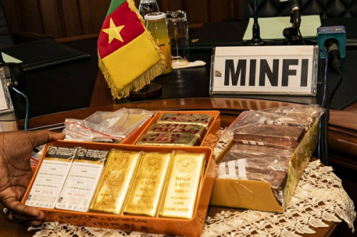 CAMEROUN – COMMERCE : L’OR ET LE DIAMANT DÉSORMAIS DOMAINE EXCLUSIF DE LA SONAMINES CAMEROUN – COMMERCE : L’OR ET LE DIAMANT DÉSORMAIS DOMAINE EXCLUSIF DE LA SONAMINES