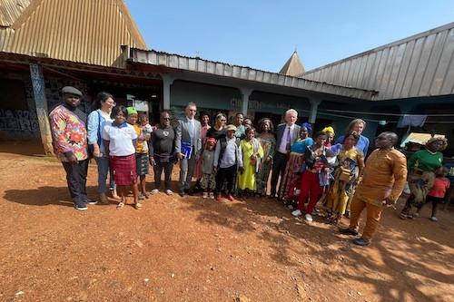 CAMEROUN-RENFORCER L’INCLUSION SOCIALE : L’UNION EUROPÉENNE INVESTIT POUR L’AVENIR DES DÉPLACÉS INTERNES CAMEROUN-RENFORCER L’INCLUSION SOCIALE : L’UNION EUROPÉENNE INVESTIT POUR L’AVENIR DES DÉPLACÉS INTERNES