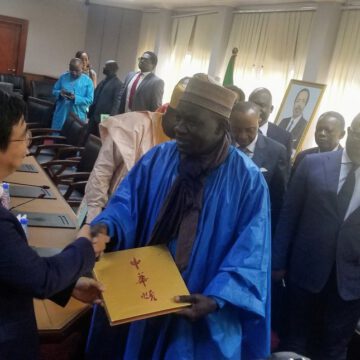CAMEROUN -EXIMBANK TIRE UN BÉNÉFICE DE 34 MILLIARDS CAMEROUN -EXIMBANK TIRE UN BÉNÉFICE DE 34 MILLIARDS