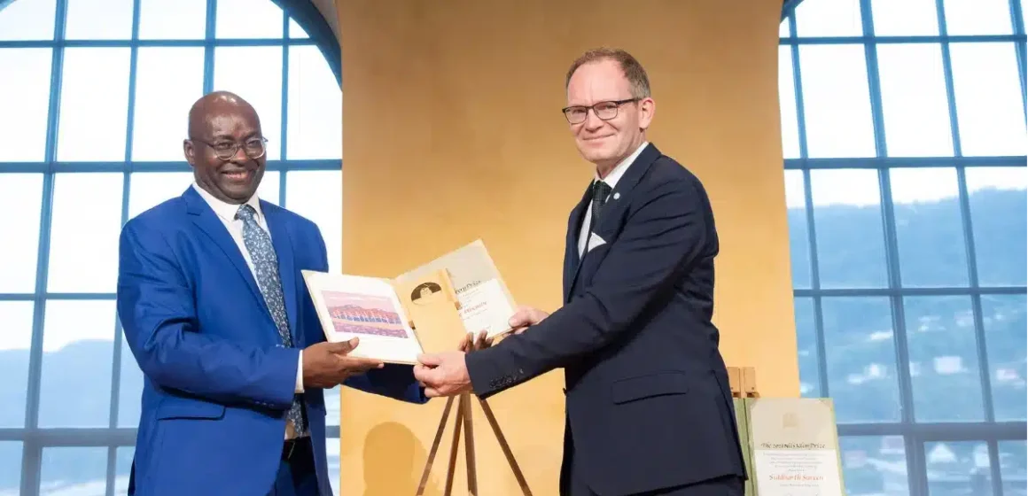 AFRIQUE – RECONNAISSANCE : ACHILLE MBEMBE,LAURÉAT DU PRIX HOLBERG 2024 AFRIQUE – RECONNAISSANCE : ACHILLE MBEMBE,LAURÉAT DU PRIX HOLBERG 2024