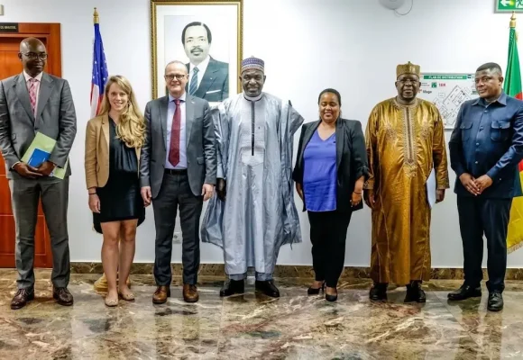 CAMEROUN – USA : LE DIALOGUE S’INTENSIFIE POUR MODERNISER L’ÉCONOMIE