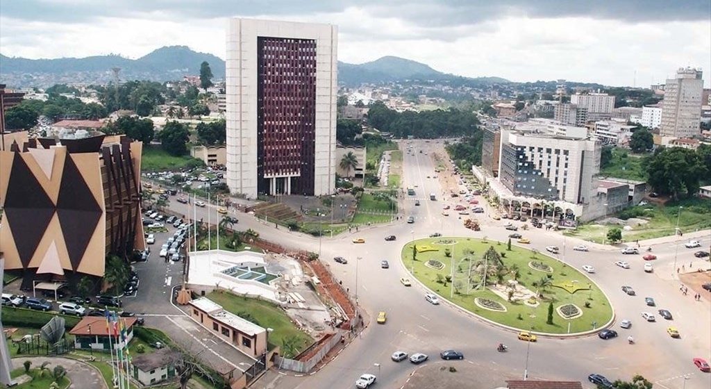 CAMEROUN-FINANCEMENT EXTÉRIEUR : UN PRÊT DE 400 MILLIARDS DE F CFA EN PRÉPARATION CAMEROUN-FINANCEMENT EXTÉRIEUR : UN PRÊT DE 400 MILLIARDS DE F CFA EN PRÉPARATION